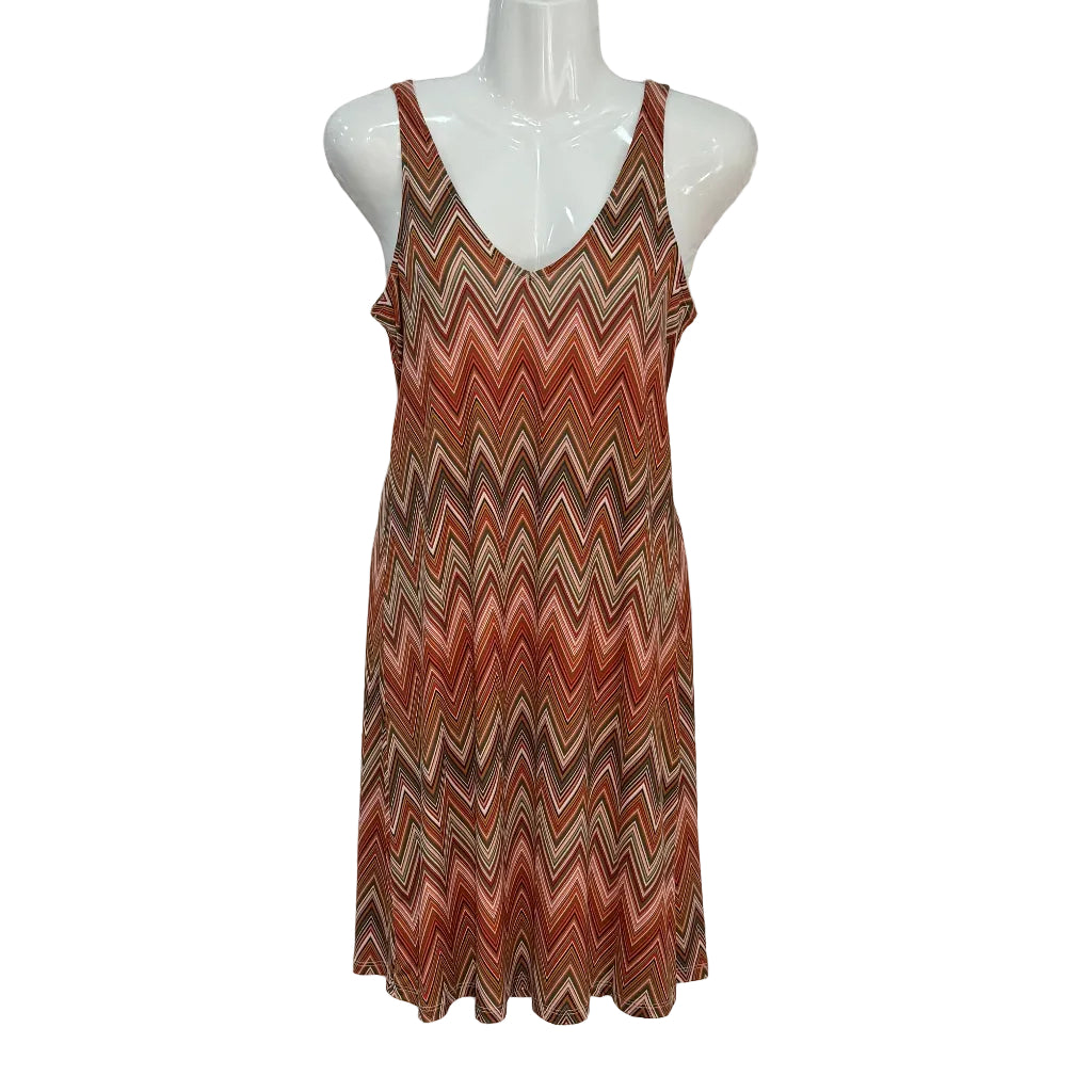 Vestido Nora Estampado Chevron Escote V Largo a la Rodilla