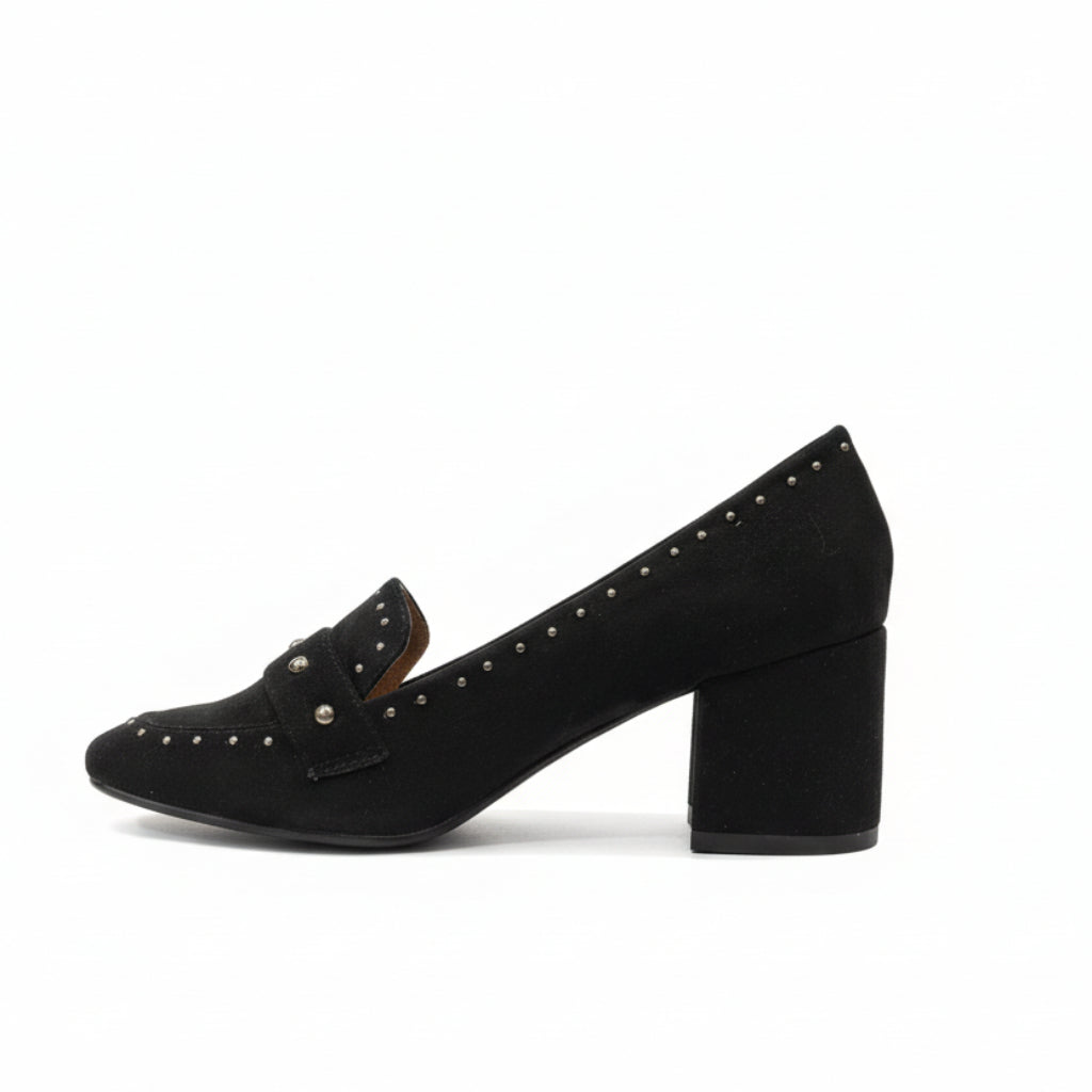 Zapato tacon tachas