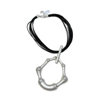 Collar esqueleto