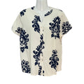 Blusa Antonella manga corta estampado barroco botones delanteros