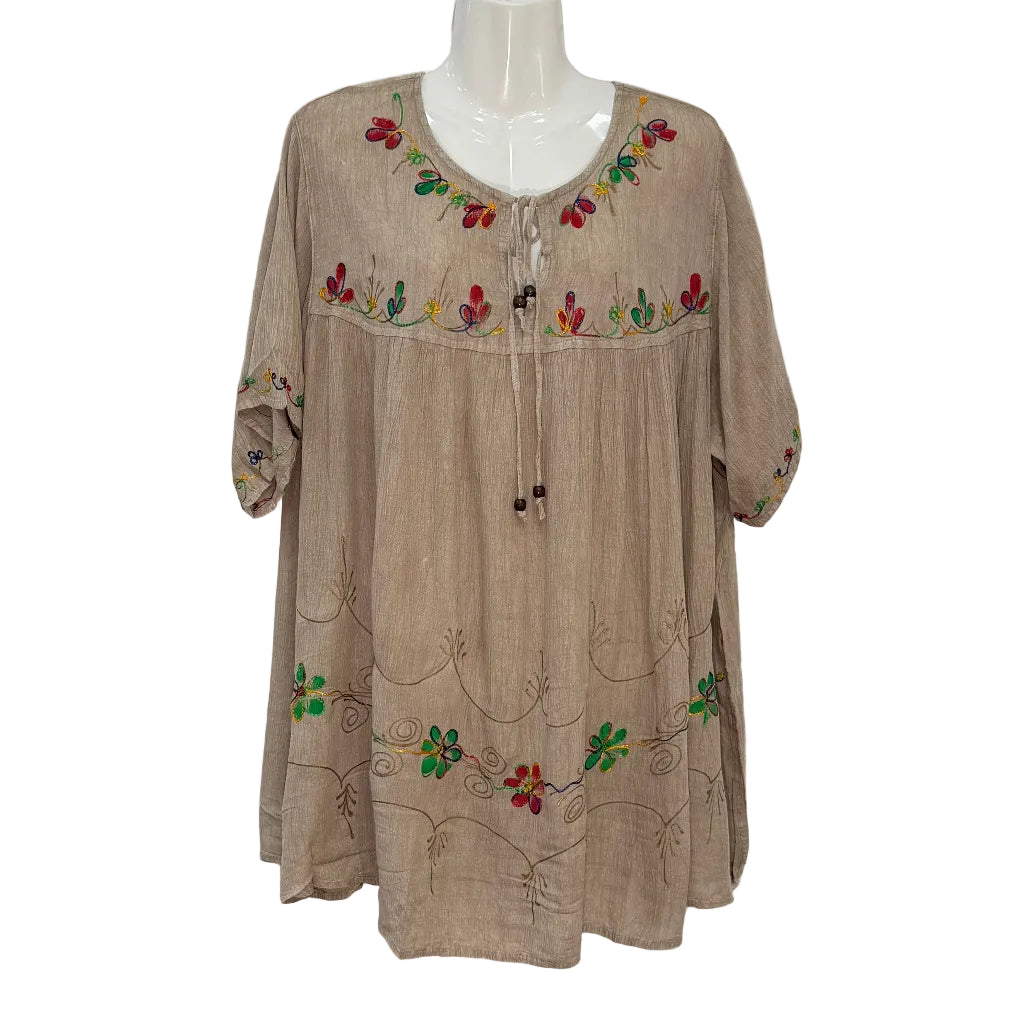 Blusón bordado floral boho Oviedo detalle bordado Angara Moda