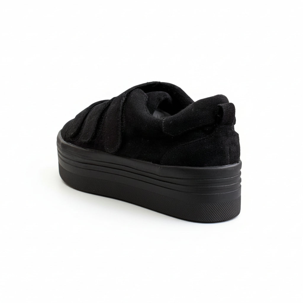Deportivas con 3 velcros