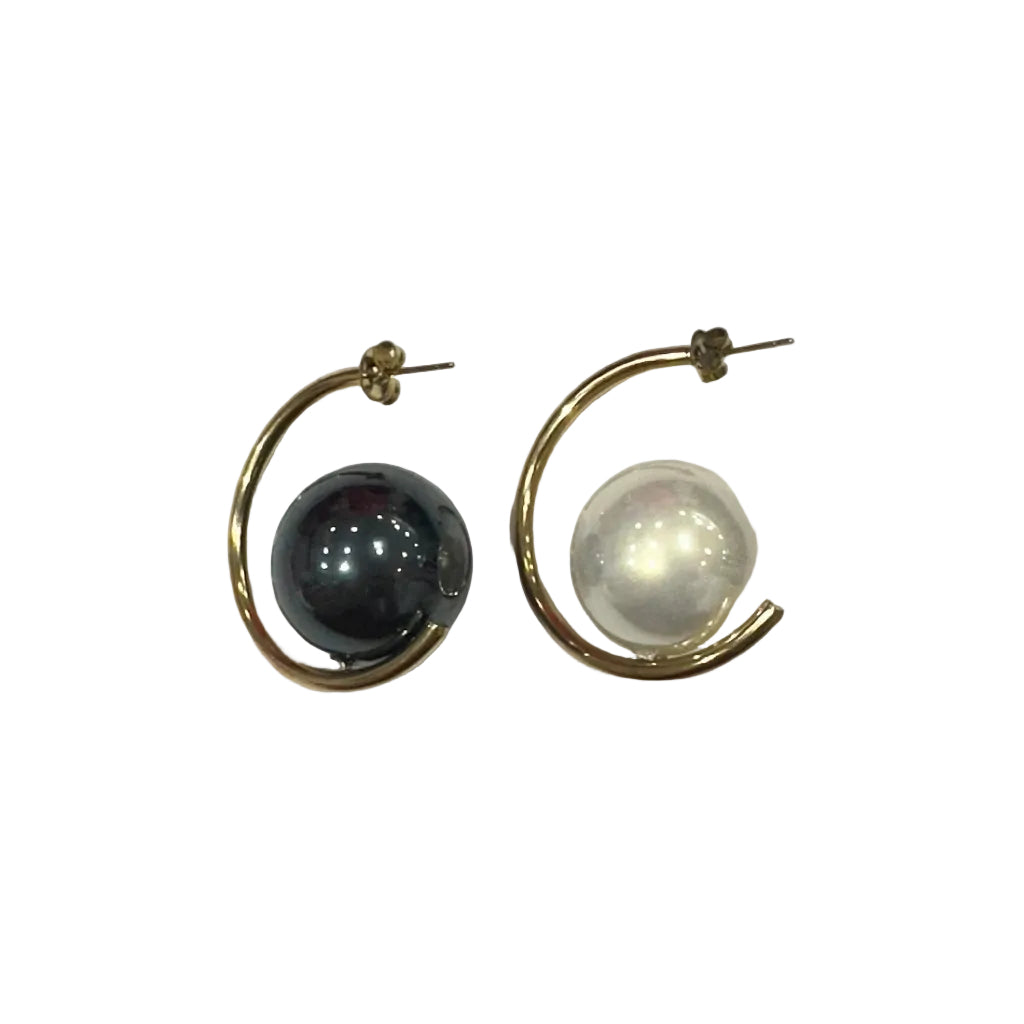 Pendientes Irune — Aro Dorado con Perla Barroca XXL