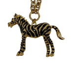 Collar safari