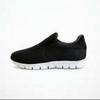 Zapatilla deportiva negra