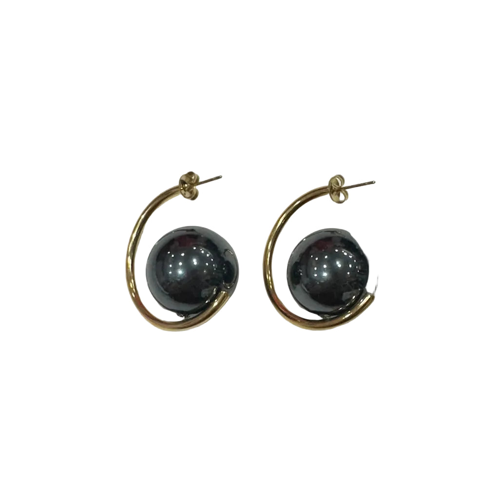 Pendientes Irune — Aro Dorado con Perla Barroca XXL