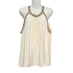 Camiseta Islantilla sin mangas con cuello joya y pedrería artesanal