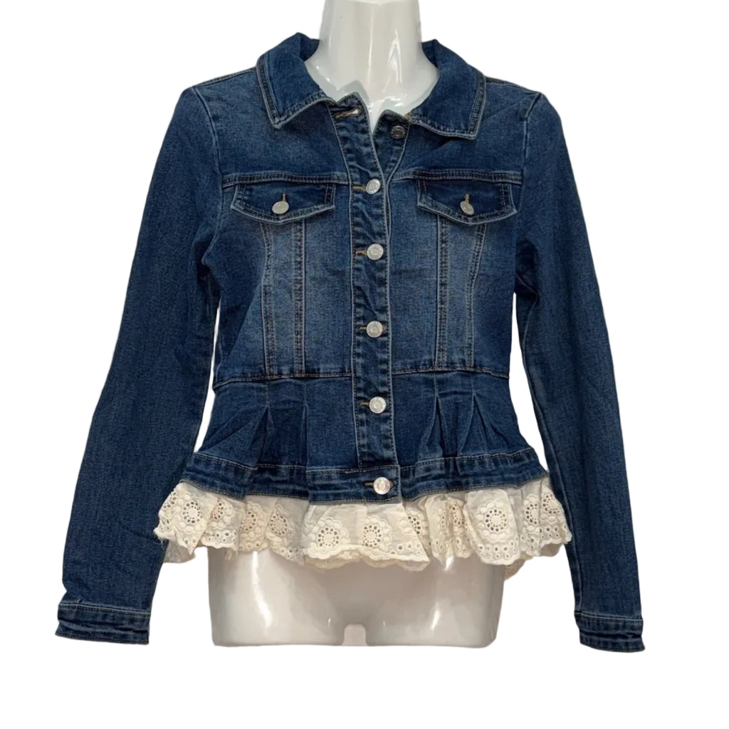 Chaqueta Vaquera Dakota con Volante de Encaje Floral y Peplum
