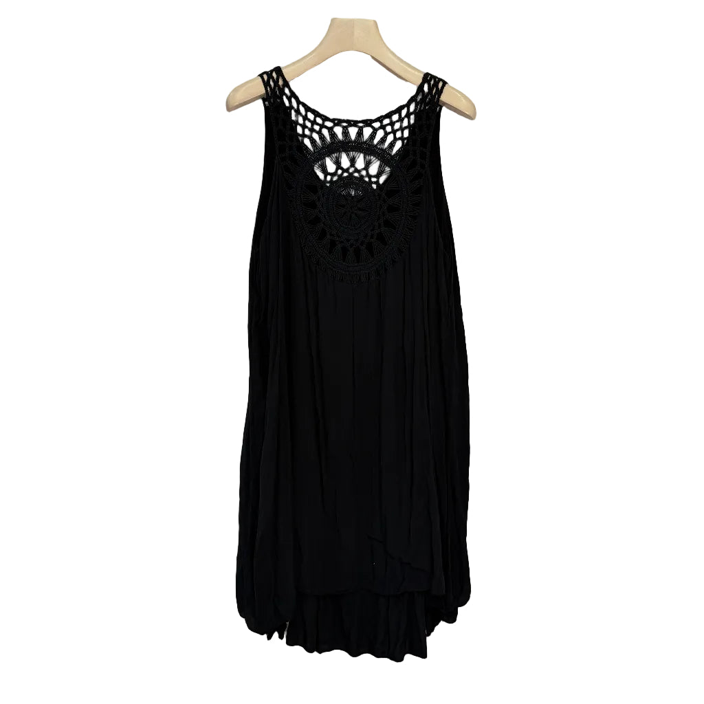 Vestido corto Mariola sin mangas con espalda de crochet calado