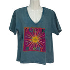 Camiseta Solete de Algodón Lavado con Bordado Tulum Escote en V
