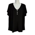 Camiseta Priscila Textura Arrugada Cuello V con Botones Nácar