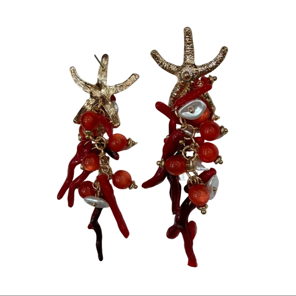 Pendientes Anemona Largos Dorados con Coral Rojo y Perlas Barrocas