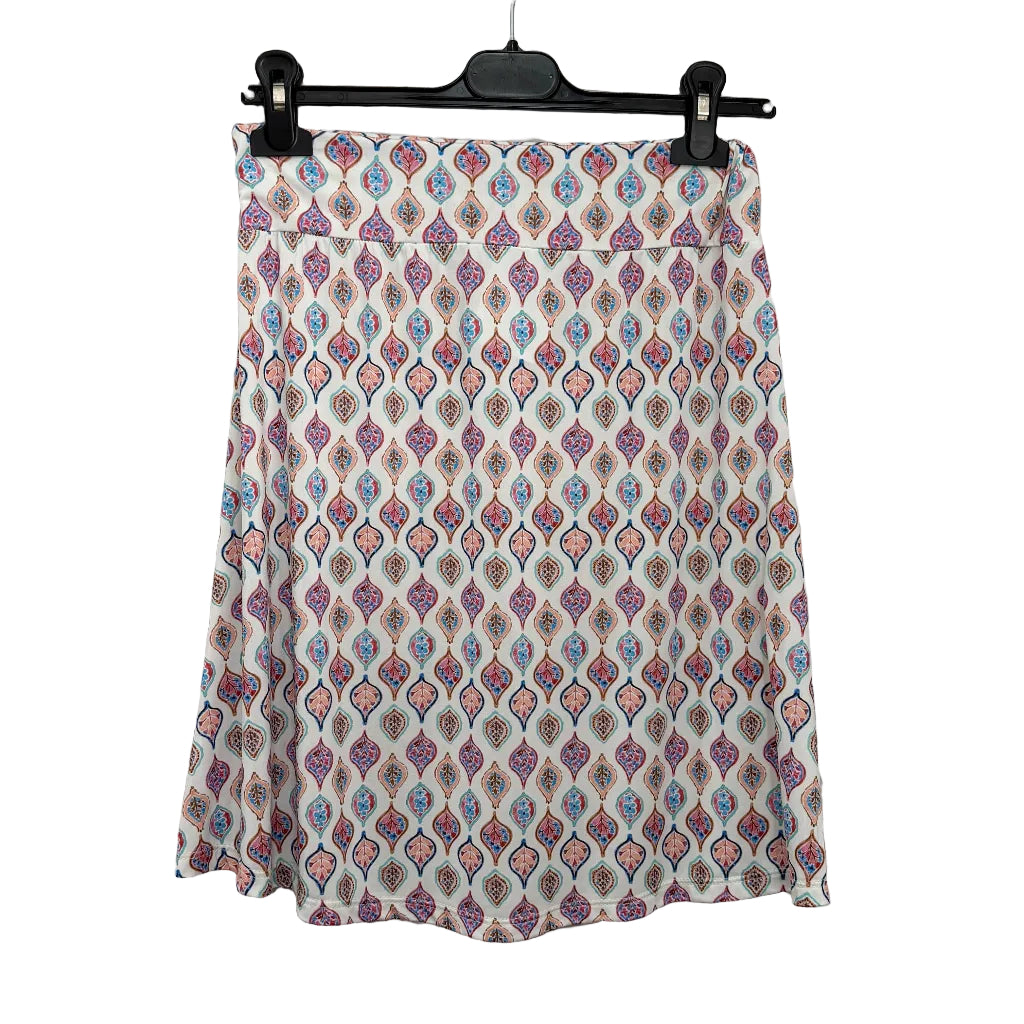 Falda corta caridad-B