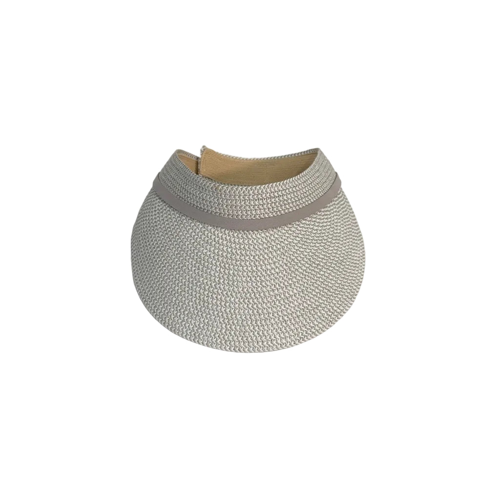Visera blanca de rafia