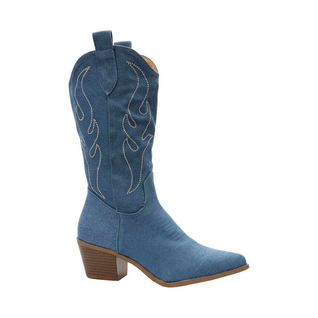 Bota media caña campera en color Azul vaquero claro sobre fondo blanco para mujer Angara Moda