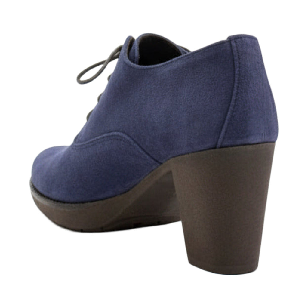 Zapato vestir tacon sobre fondo blanco, vista lateral para mujer Angara Moda