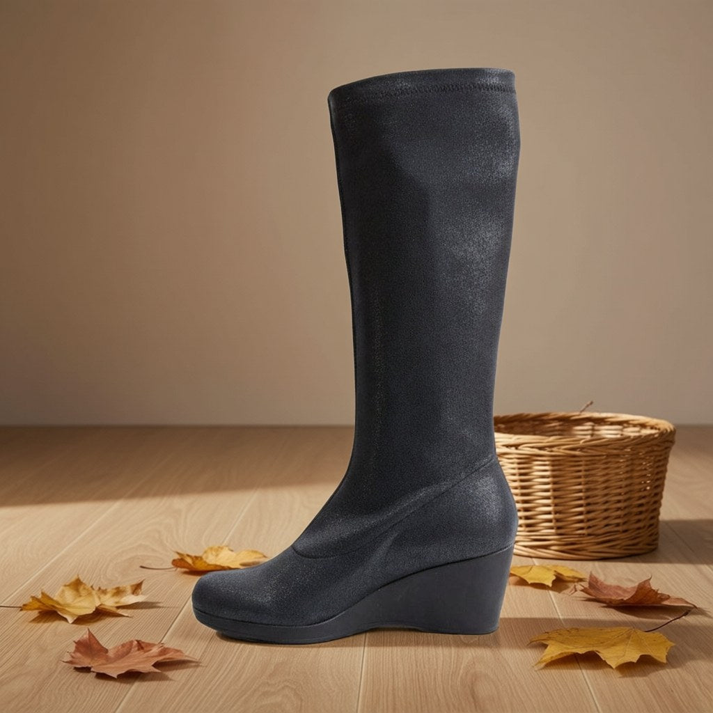 Bota calcetín con cuña sobre una superficie para mujer Angara Moda