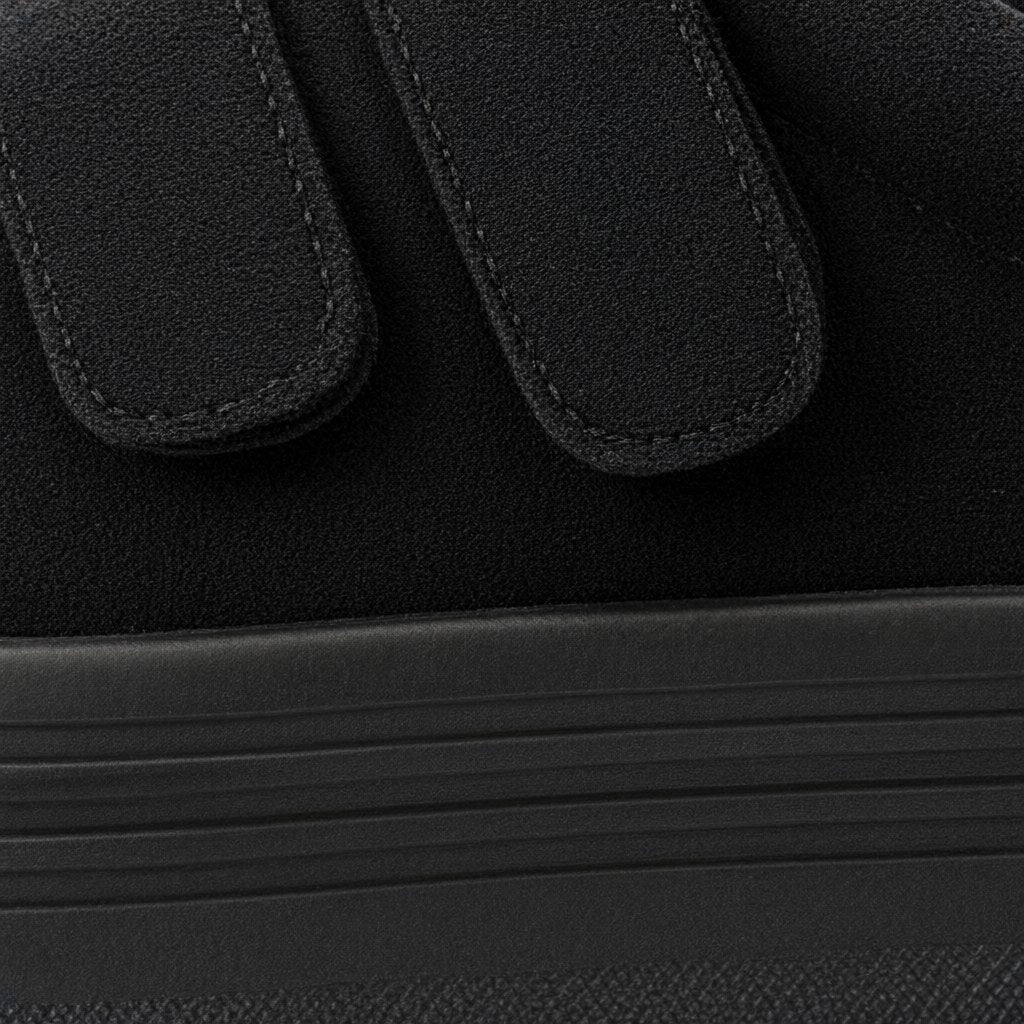 Detalle de Deportivas con 3 velcros para mujer Angara Moda
