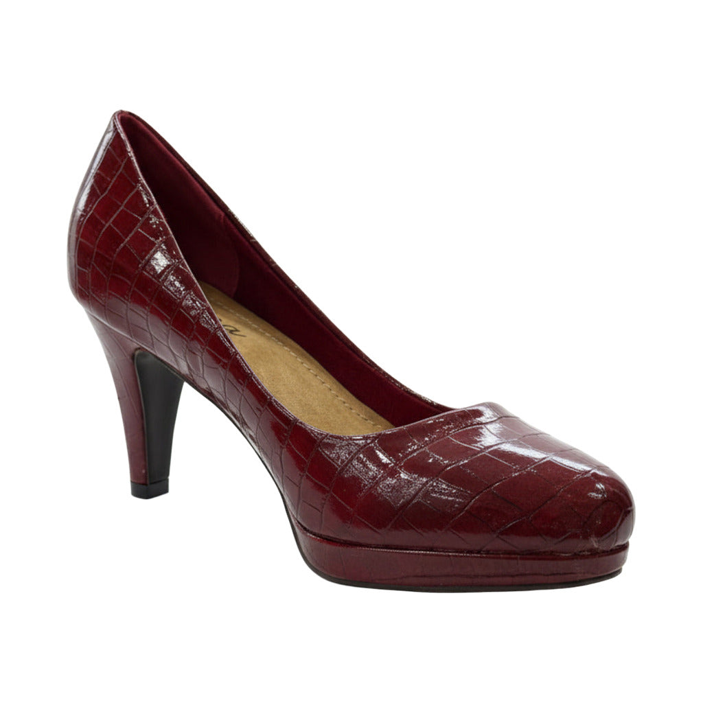Zapato tacon charol sobre fondo blanco, vista trasera para mujer Angara Moda