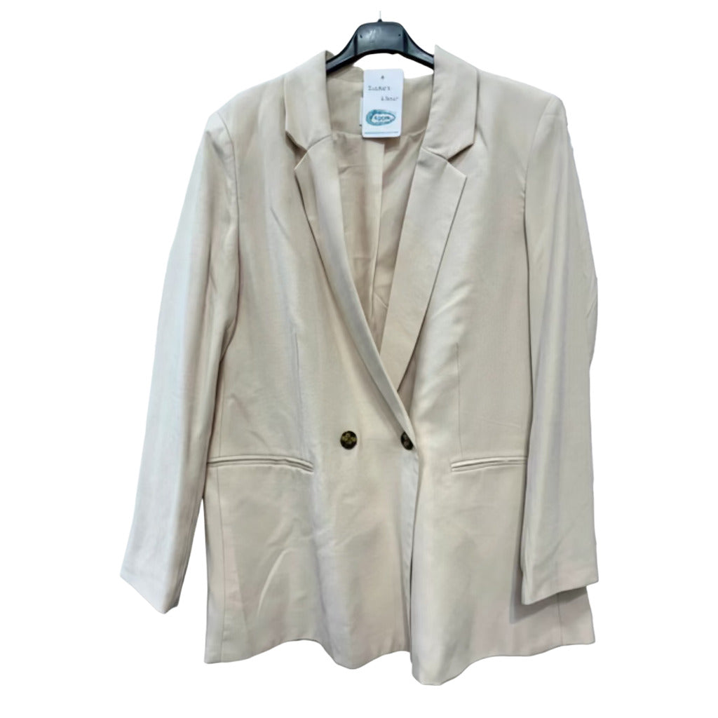 Blazer Amelie sobre fondo blanco para mujer Angara Moda
