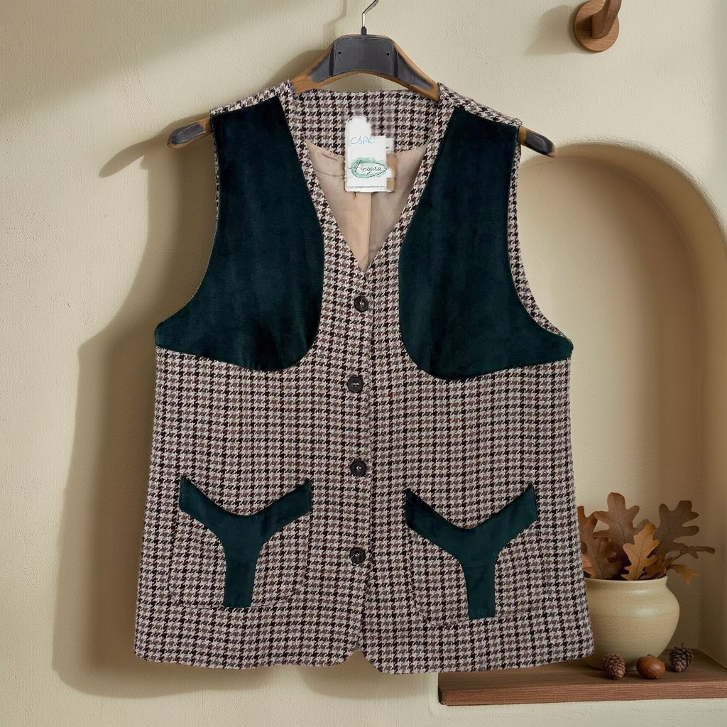 Conjunto Capri colgada en un ambiente para mujer Angara Moda