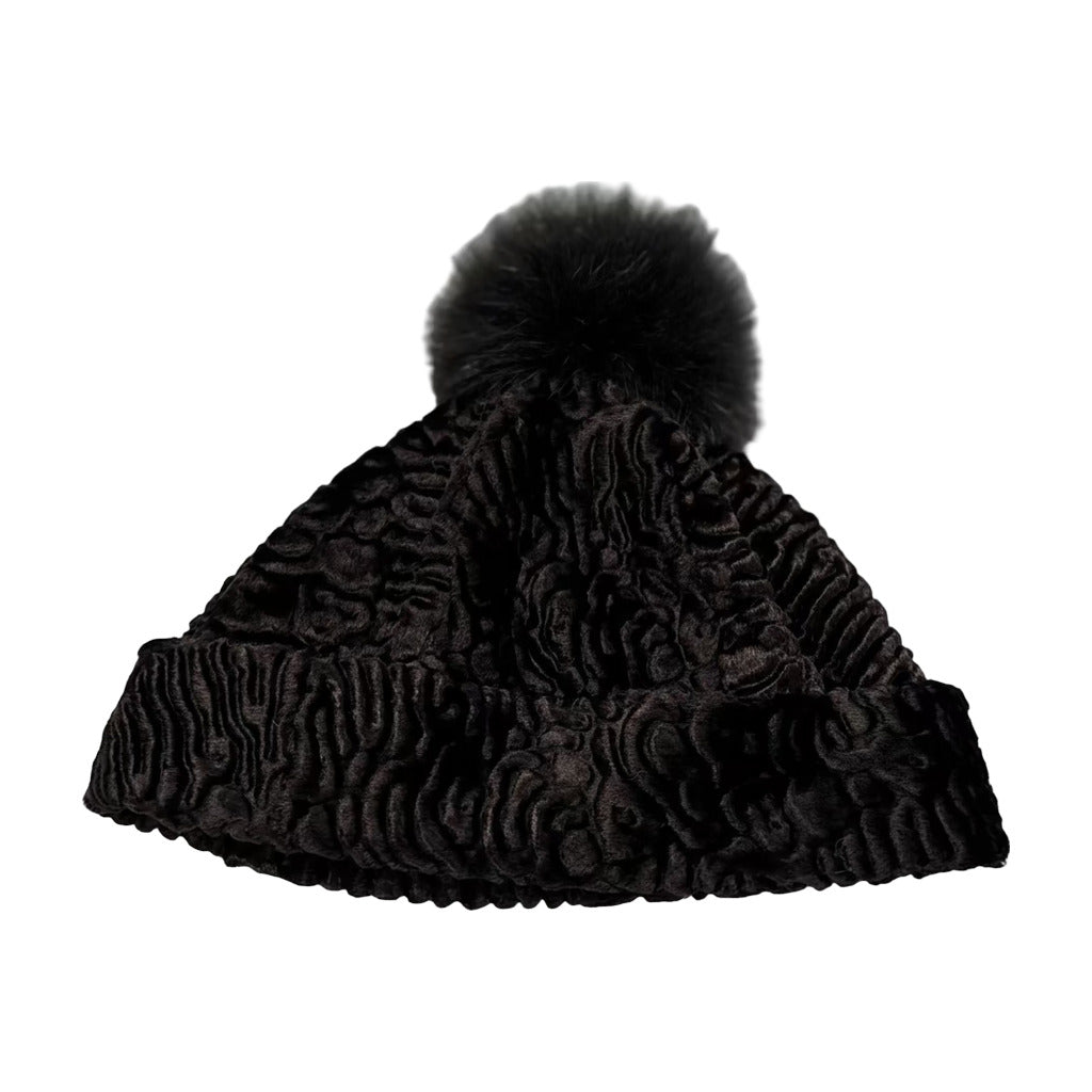 Gorro Chloe sobre fondo blanco para mujer Angara Moda