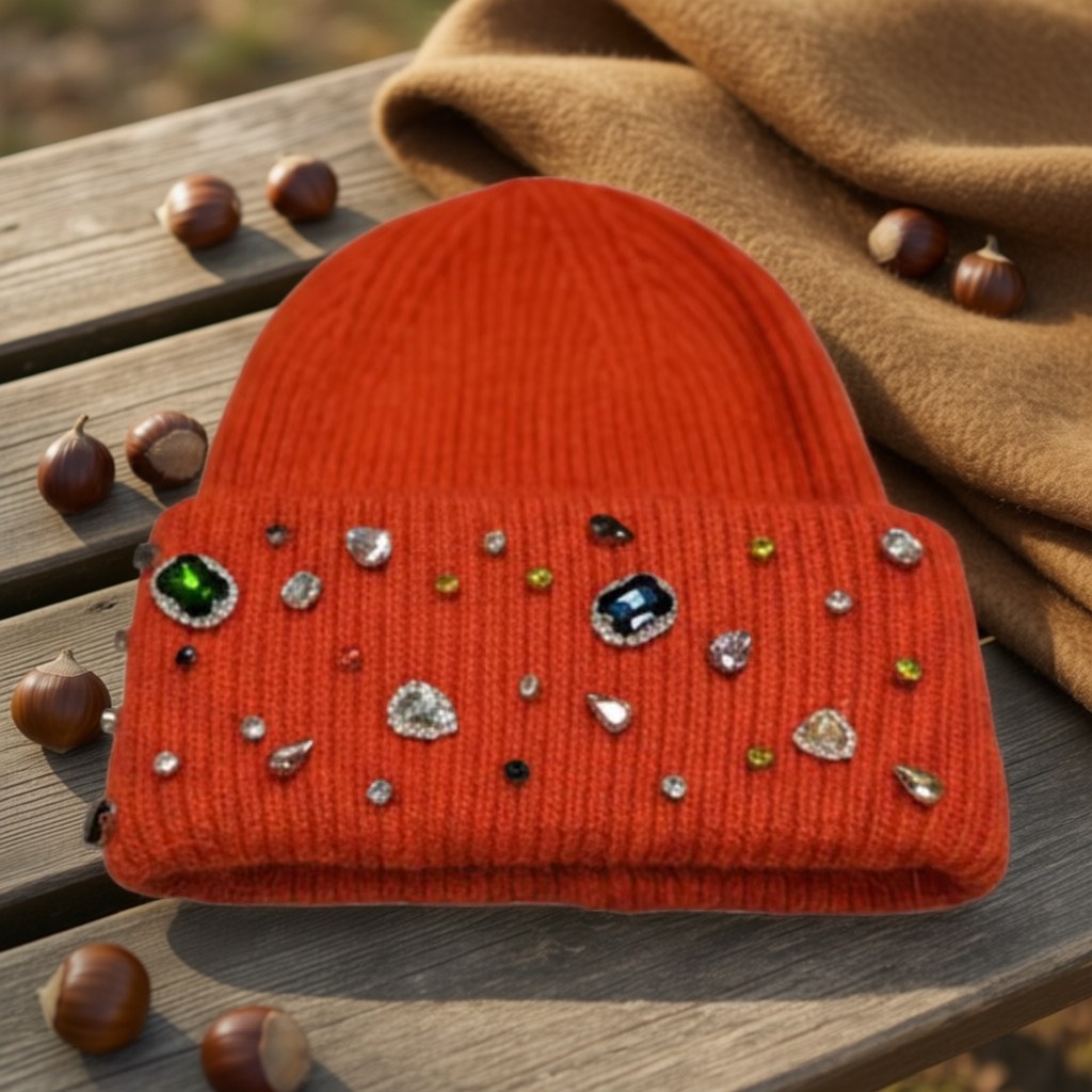Gorro suzzane sobre una superficie para mujer Angara Moda