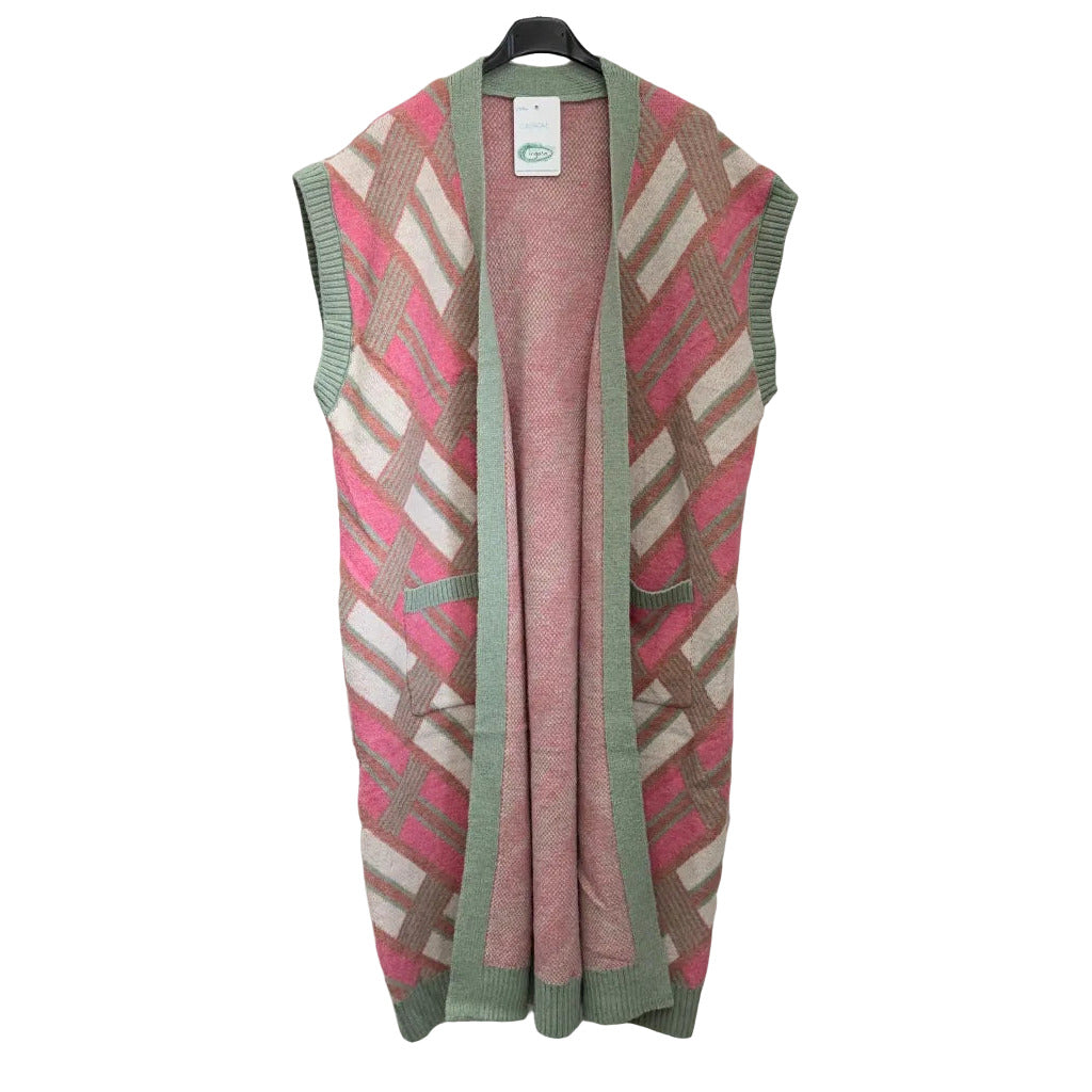 Chaleco caracal sobre fondo blanco para mujer Angara Moda