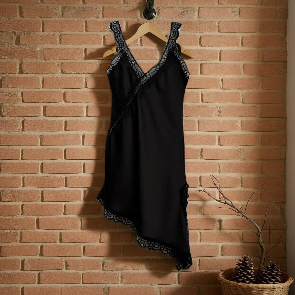 Vestido Aya colgada en un ambiente para mujer Angara Moda