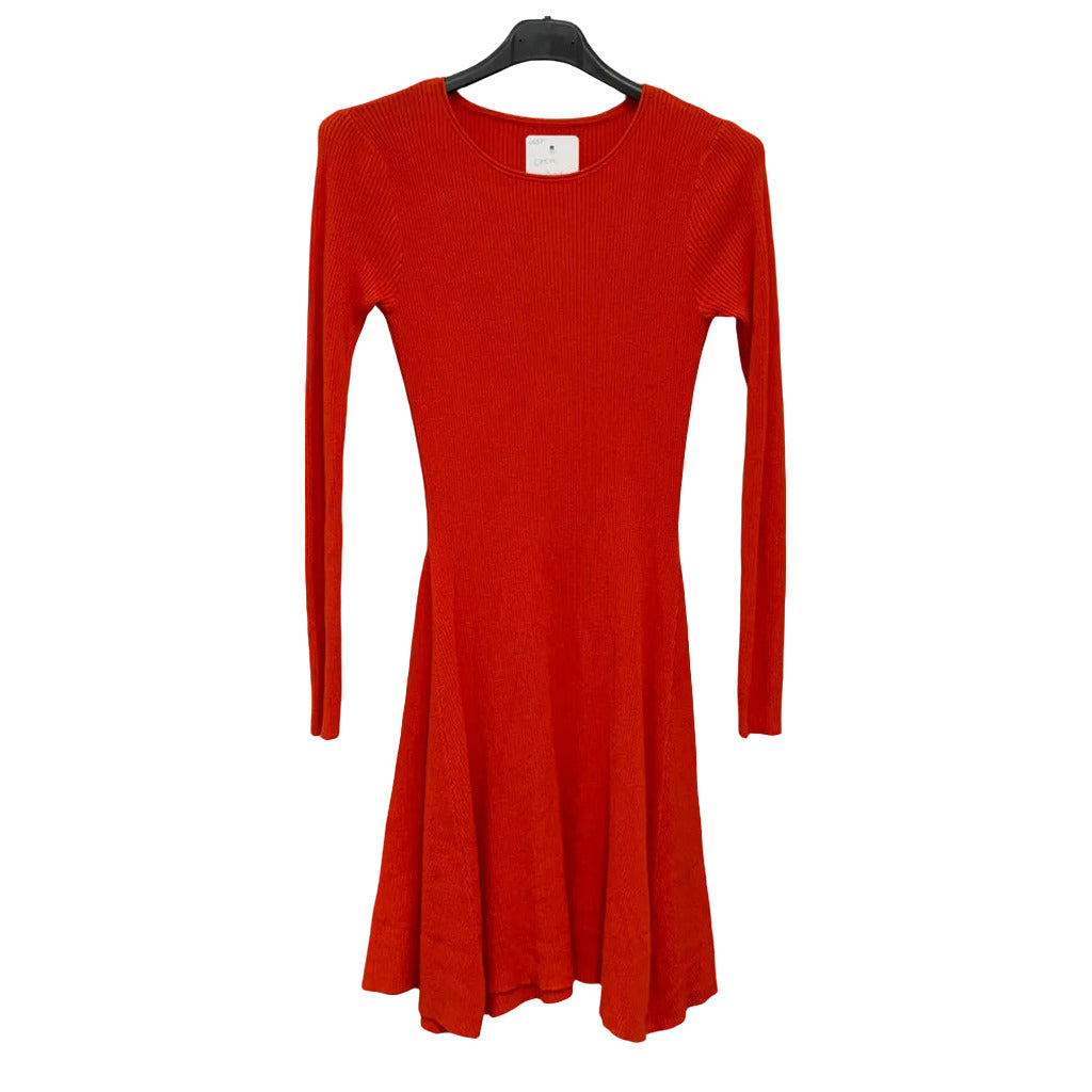 Vestido corto bina en color Naranja sobre fondo blanco para mujer Angara Moda