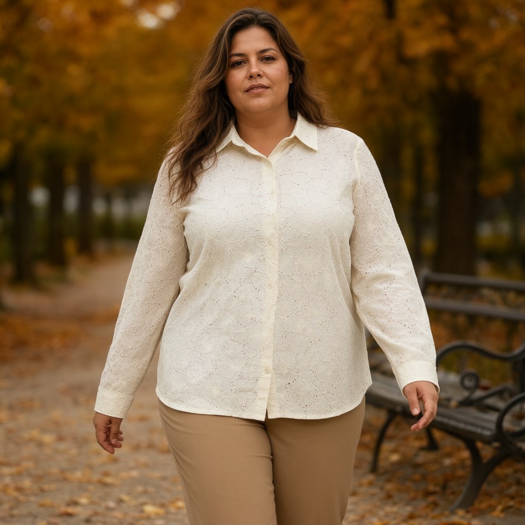 Camisa origen con una modelo para mujer Angara Moda
