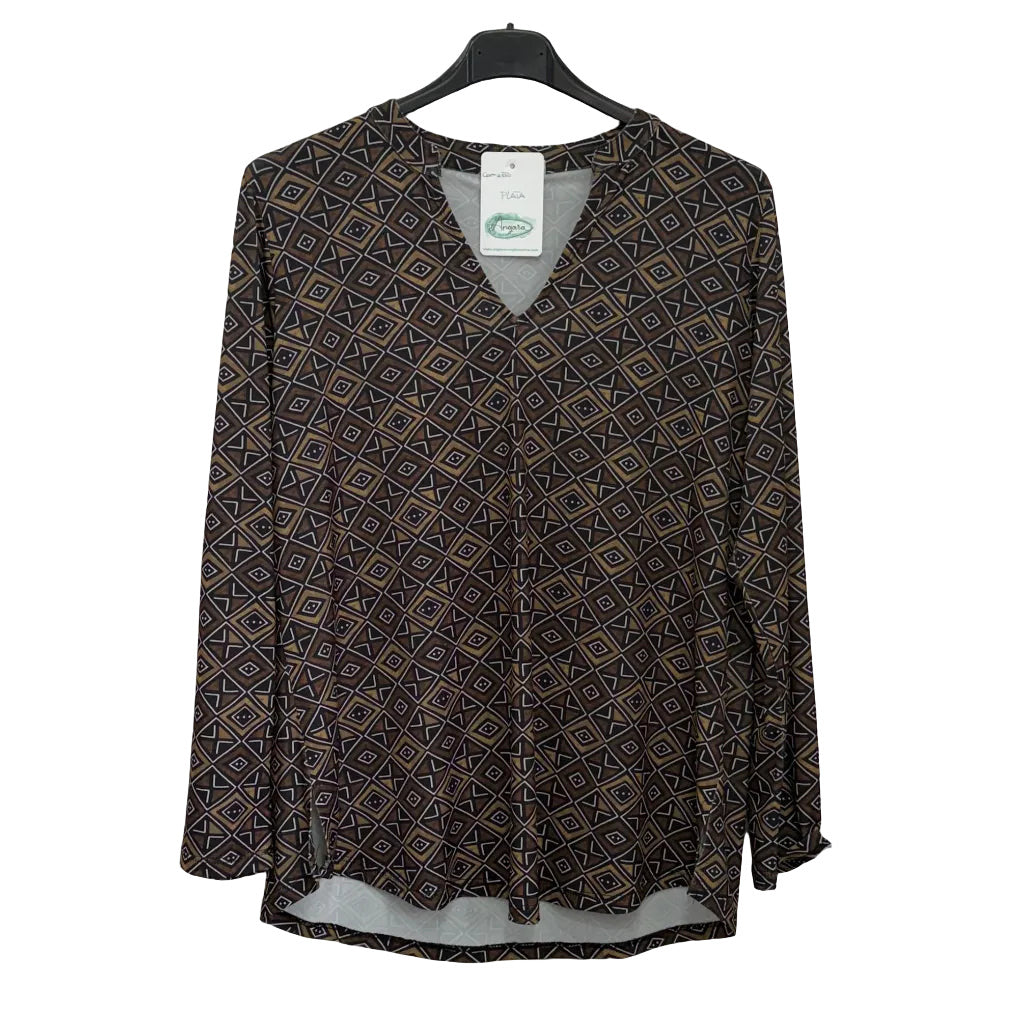 Blusa Plata estampado geométrico étnico tejido fluido volante asimétrico sobre fondo blanco para mujer Angara Moda