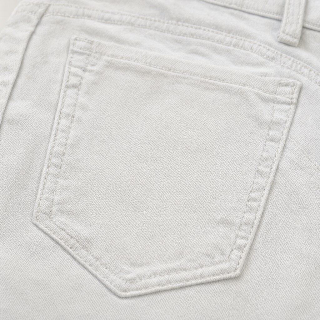 Detalle del tejido de Pantalon elyas para mujer Angara Moda