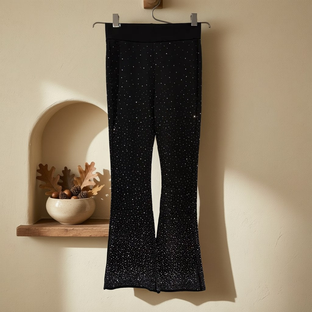 Pantalon estelar colgada en un ambiente para mujer Angara Moda