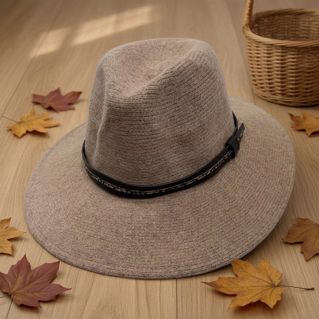 Sombrero Saltón sobre una superficie para mujer Angara Moda