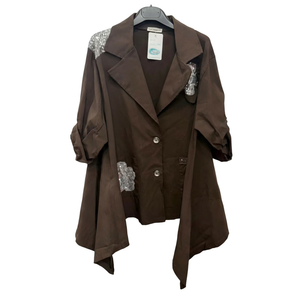 Blazer avellana sobre fondo blanco para mujer Angara Moda
