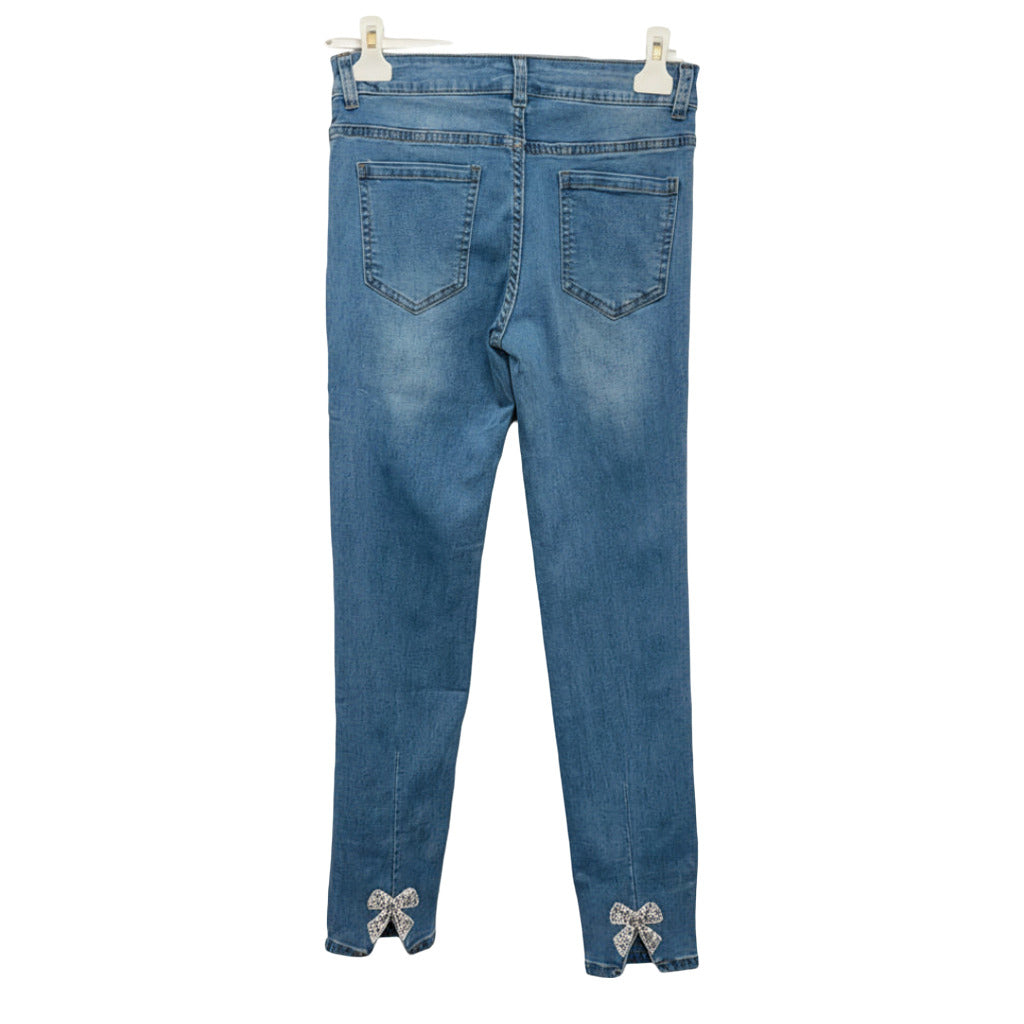 Pantalón Vaquero Hekla sobre fondo blanco para mujer Angara Moda