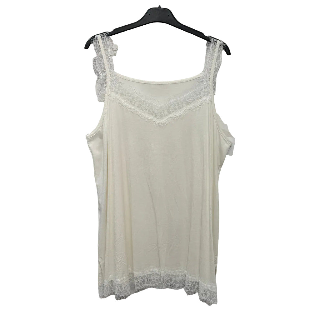 Camiseta Lencera Isquia con Encaje - Tejido Fluido y Tirantes en color Blanco sobre fondo blanco para mujer Angara Moda
