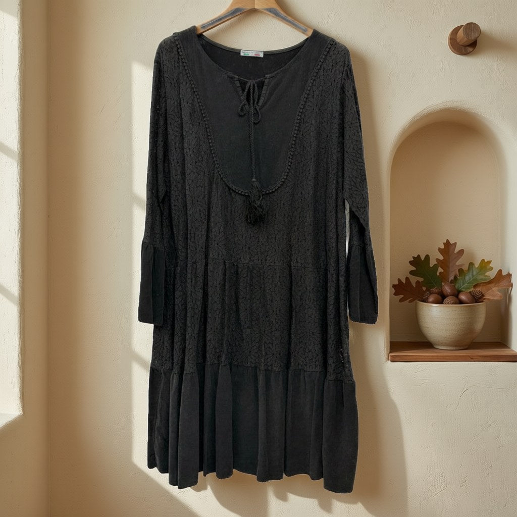 Vestido lampedusa colgada en un ambiente para mujer Angara Moda