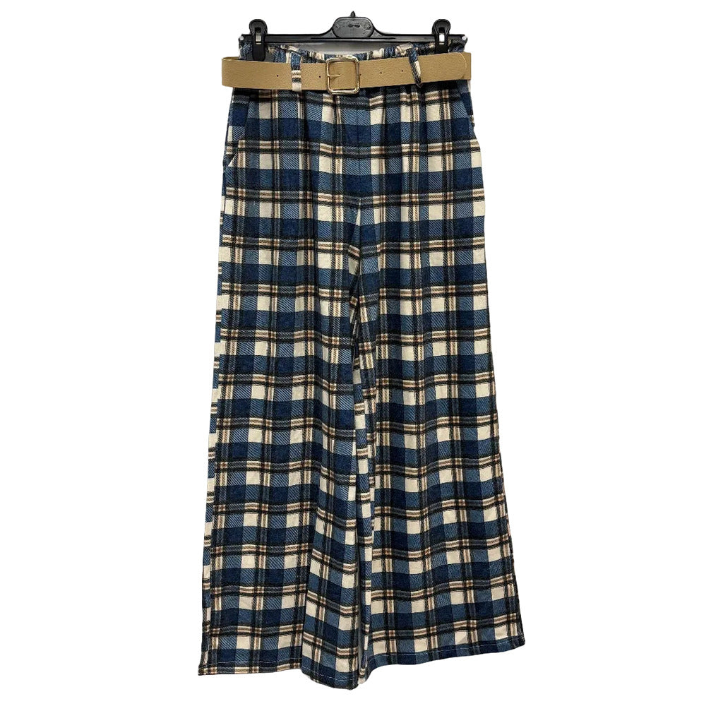 Pantalones yungas en color Azul marino sobre fondo blanco para mujer Angara Moda