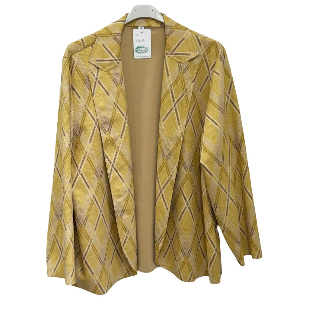 Blazer tucan en color Amarillo sobre fondo blanco para mujer Angara Moda