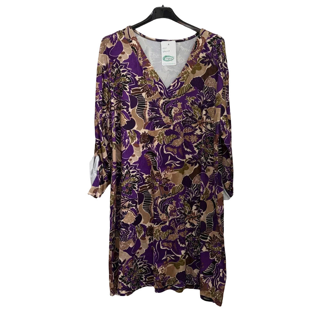 Vestido midi gaucha sobre fondo blanco para mujer Angara Moda