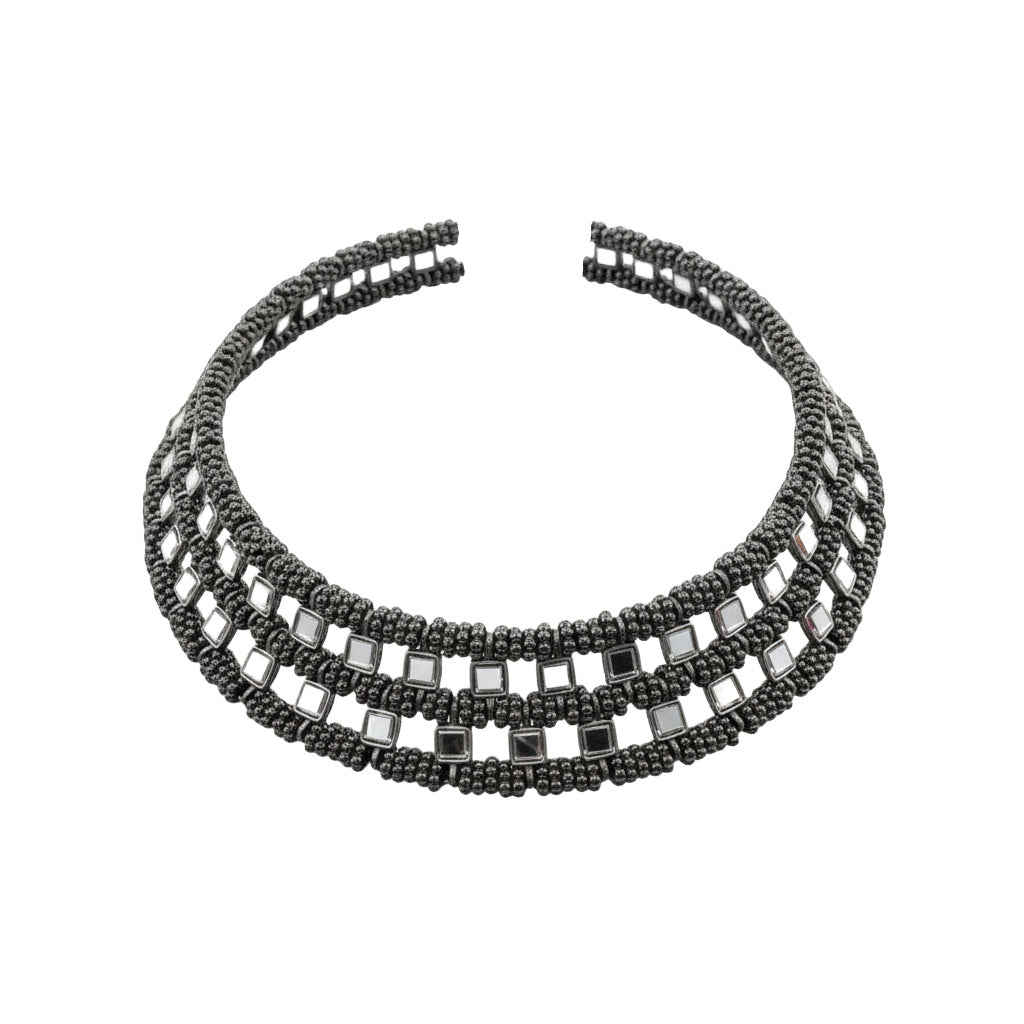 Collar Gargantilla pedralval sobre fondo blanco para mujer Angara Moda