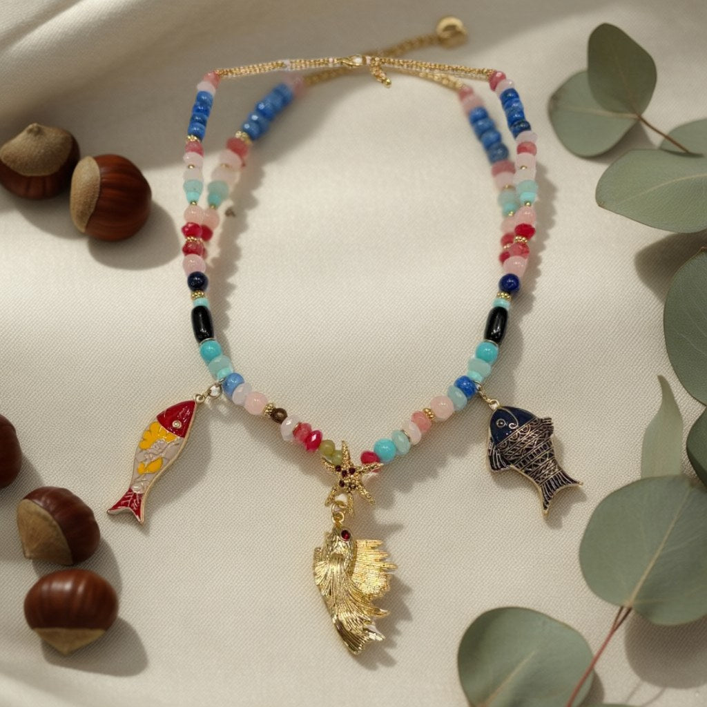 Collar esplendorosa sobre una superficie para mujer Angara Moda