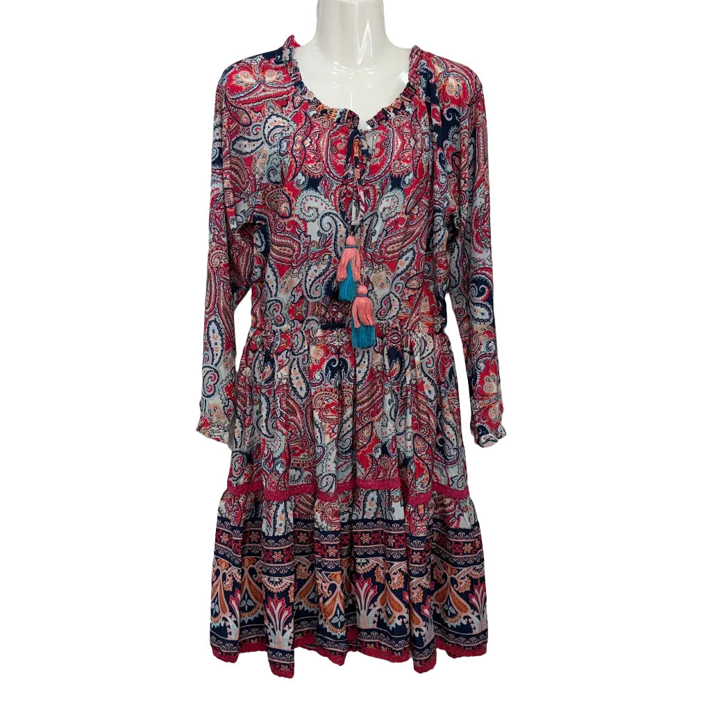 Vestido India corto carmen sobre fondo blanco para mujer Angara Moda