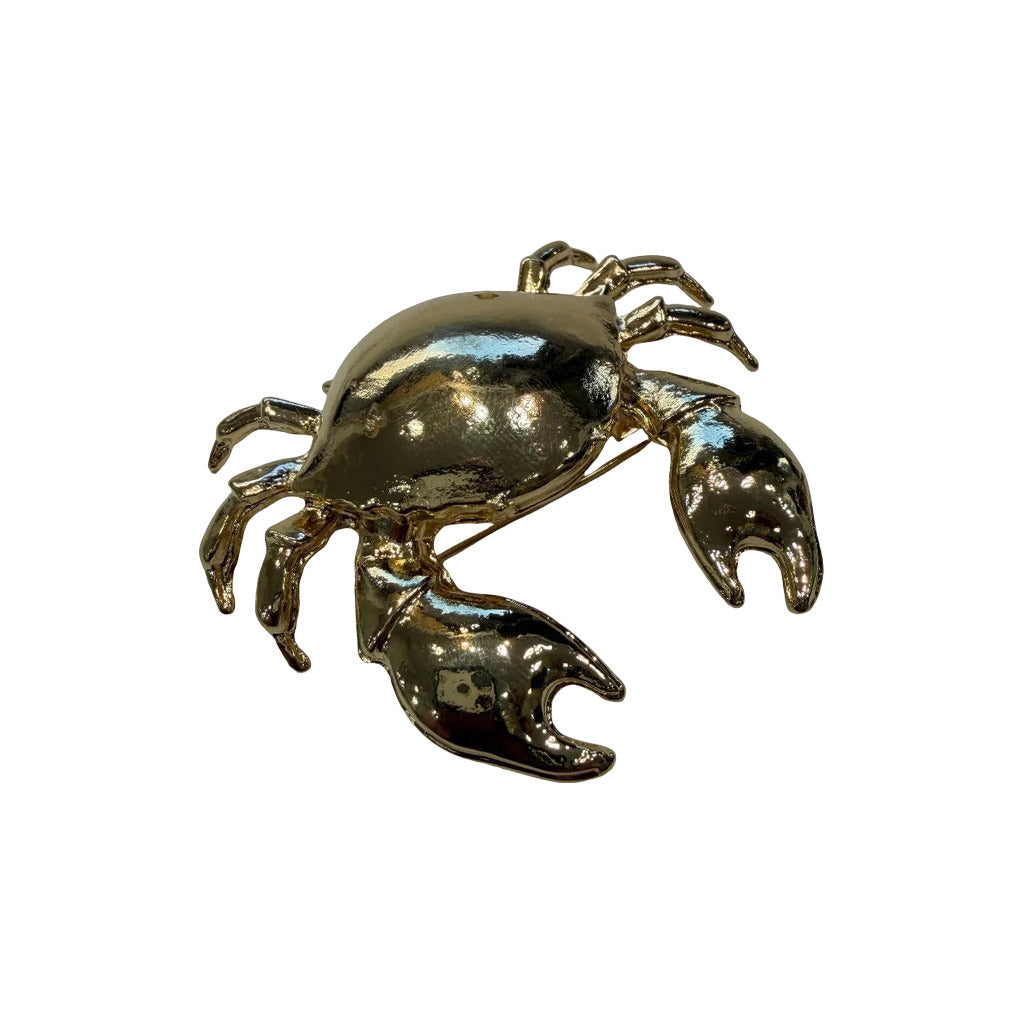 Broche Sebastián cangrejo lacado tridimensional joyería moda en color Dorado sobre fondo blanco para mujer Angara Moda