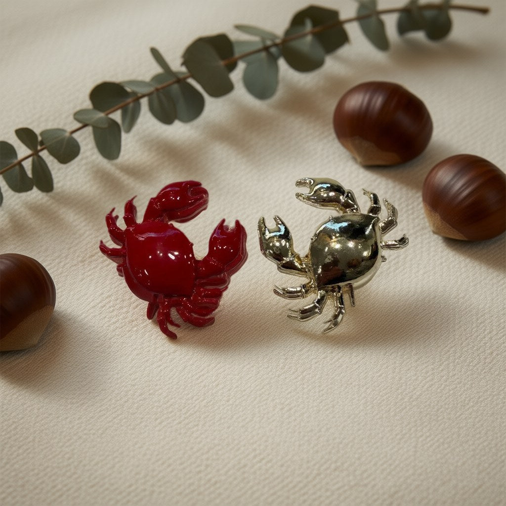 Broche Sebastián cangrejo lacado tridimensional joyería moda sobre una superficie para mujer Angara Moda