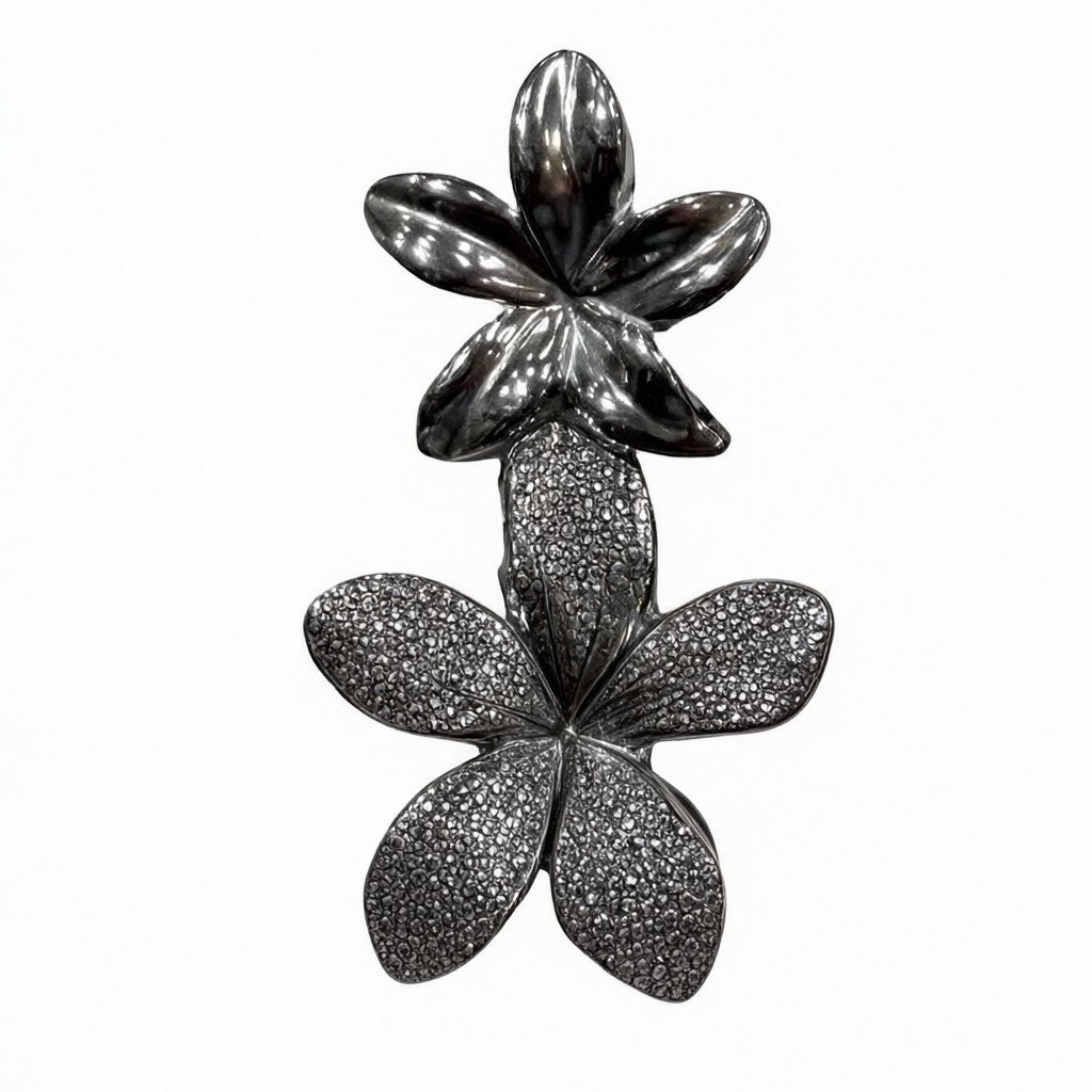 Detalle de Pendientes Nenúfar Doble Flor Metal Acabado Espejo Oversize para mujer Angara Moda