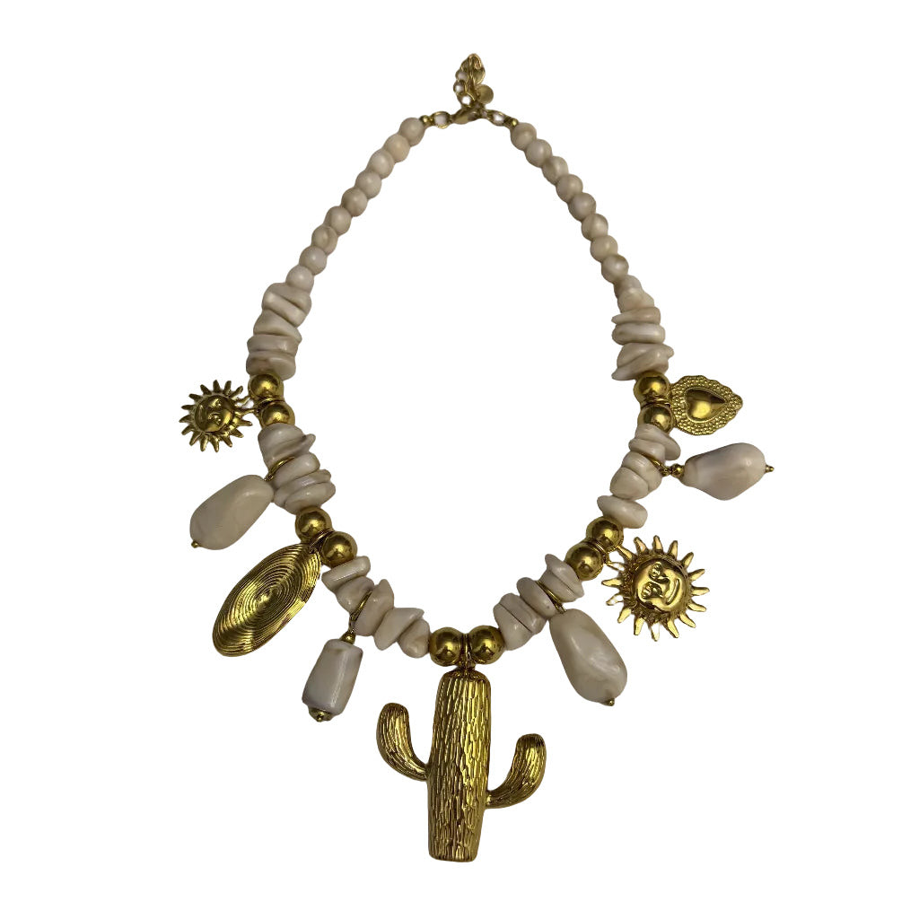 Collar corto desierto sobre fondo blanco para mujer Angara Moda