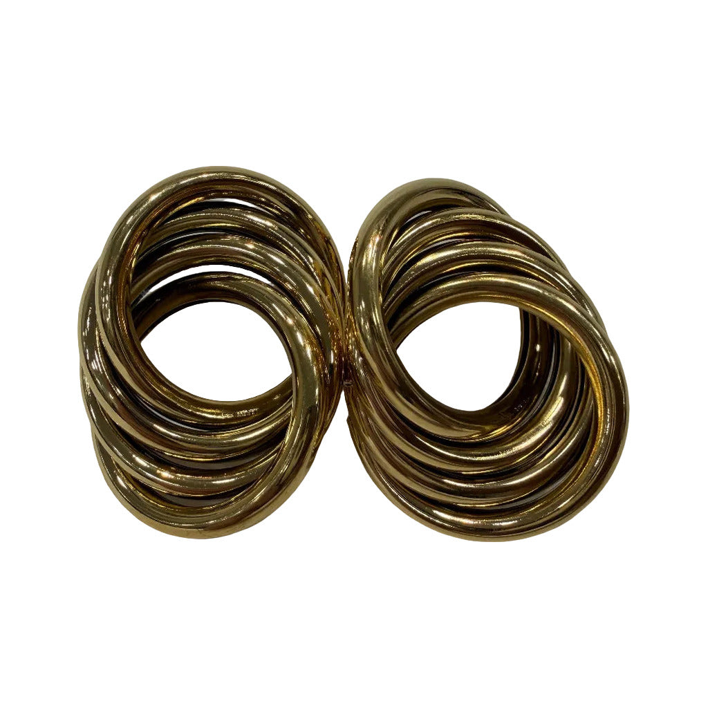 Pendientes patricia en color Dorado sobre fondo blanco para mujer Angara Moda